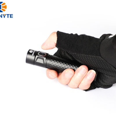 Brinyte E18 LED Taschenlampe – kompakte EDC Lampe mit 1200Lm