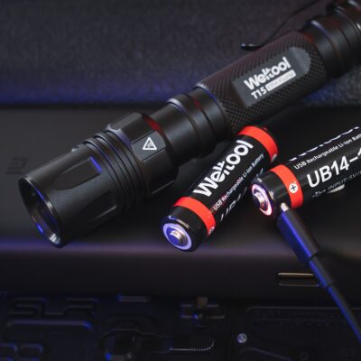 Weltool T15 LED Taschenlampe mit 1.400 Lumen – Tactical Thrower für Profis