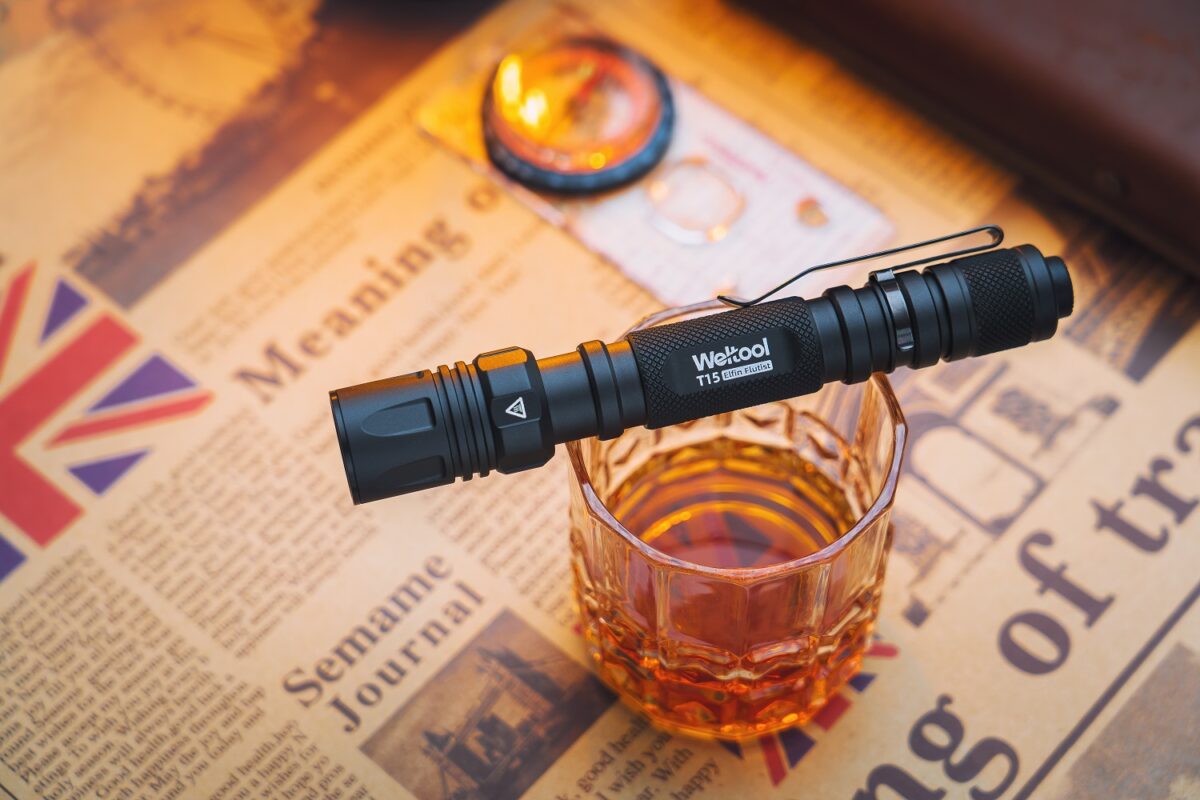 Weltool taktische T15 mit 1.400 Lumen und 464 Metern Reichweite – Bild 18