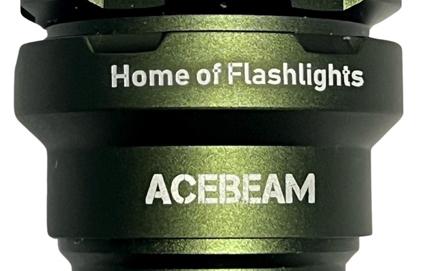 Hochwertige Lasergravuren auf LED-Taschenlampen nach Wunsch